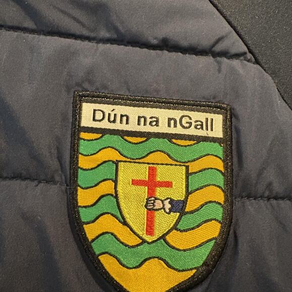 Donegal Puffer Jacket Youth Age 13 Navy Pink GAA Gaelic Football Full Zip Soccer - Picture 2 of 16